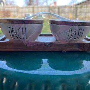 Rae Dunn- Pinch & Dash bowls